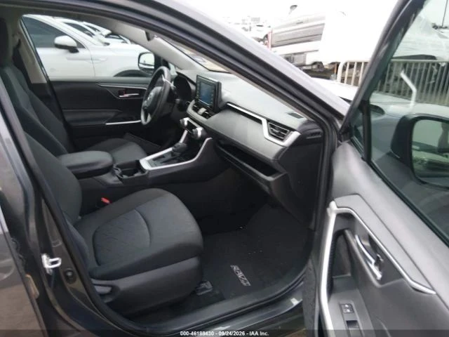 Toyota Rav4, снимка 9 - Автомобили и джипове - 56689854