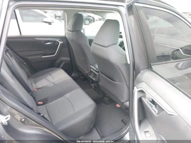Toyota Rav4, снимка 12 - Автомобили и джипове - 56689854