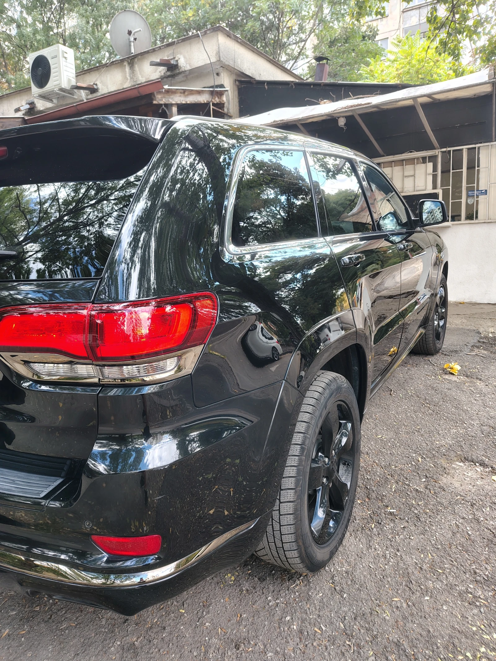 Jeep Grand cherokee 3.6, снимка 15 - Автомобили и джипове - 56595143