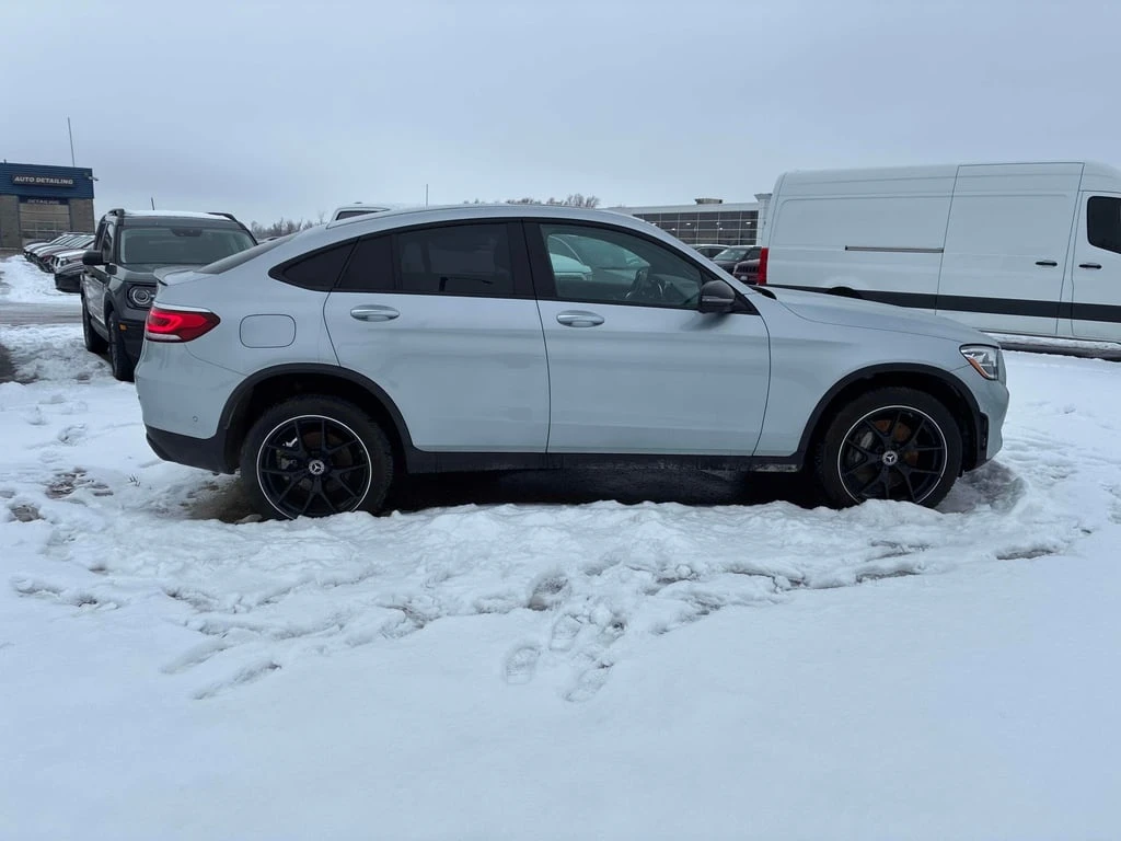 Mercedes-Benz GLC 300 2023 * CARFAX * БЕЗ ПЪРВОНАЧАЛНА ВНОСКА - изображение 4