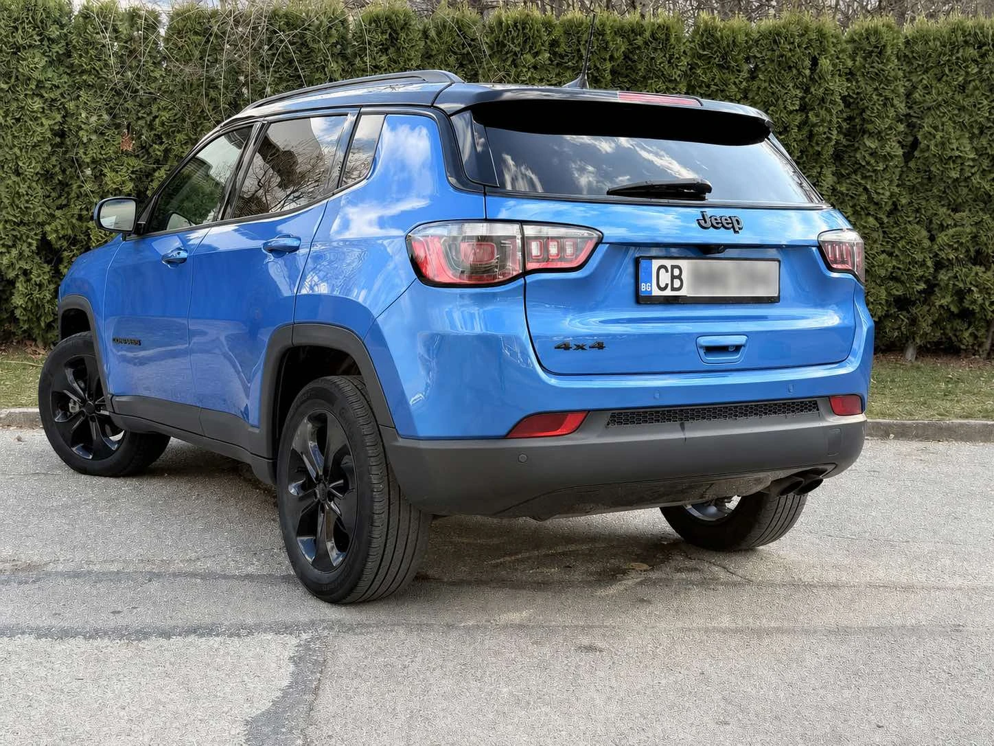 Jeep Compass 52000км 4x4, снимка 4 - Автомобили и джипове - 54483150