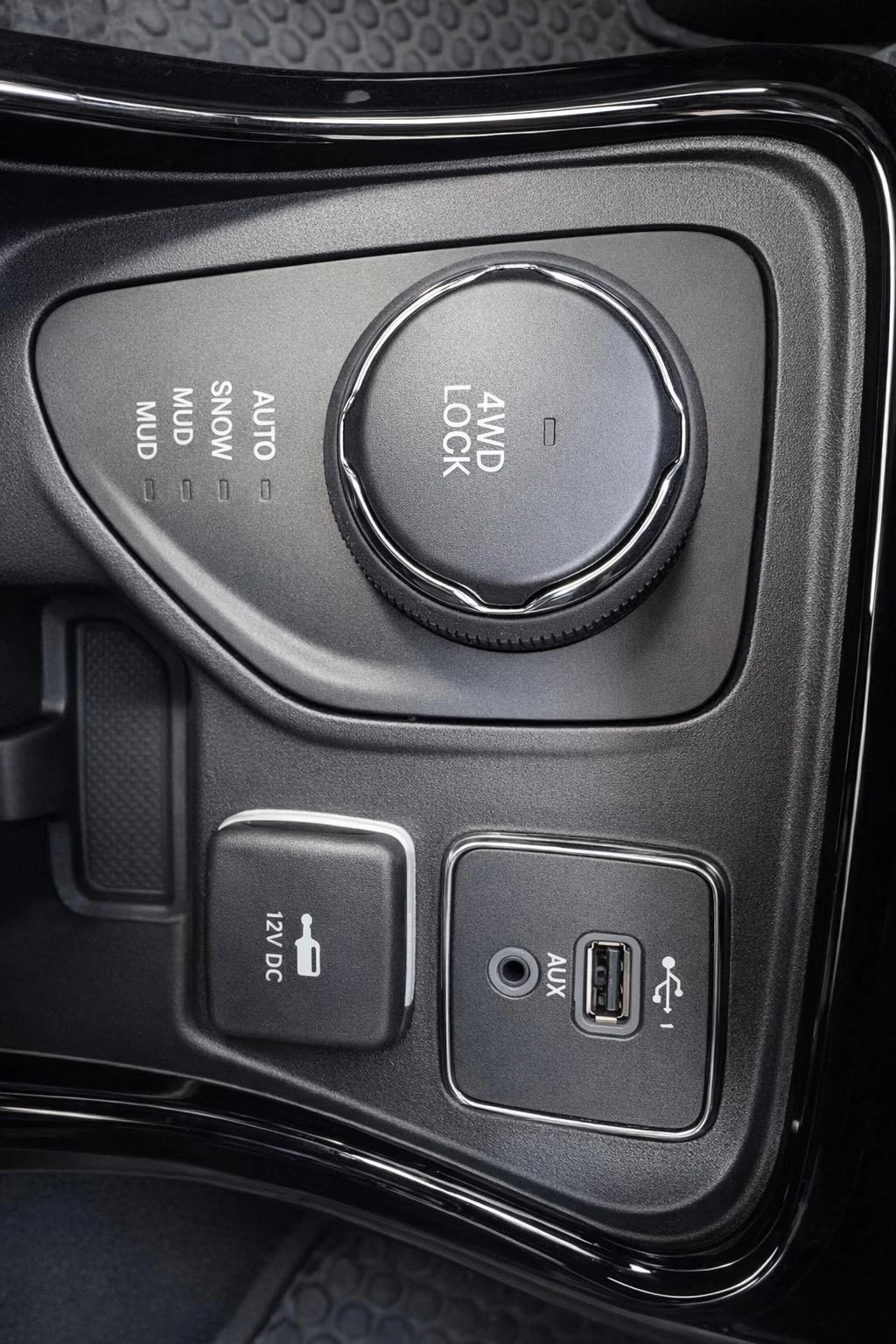 Jeep Compass 52000км 4x4, снимка 13 - Автомобили и джипове - 54015802