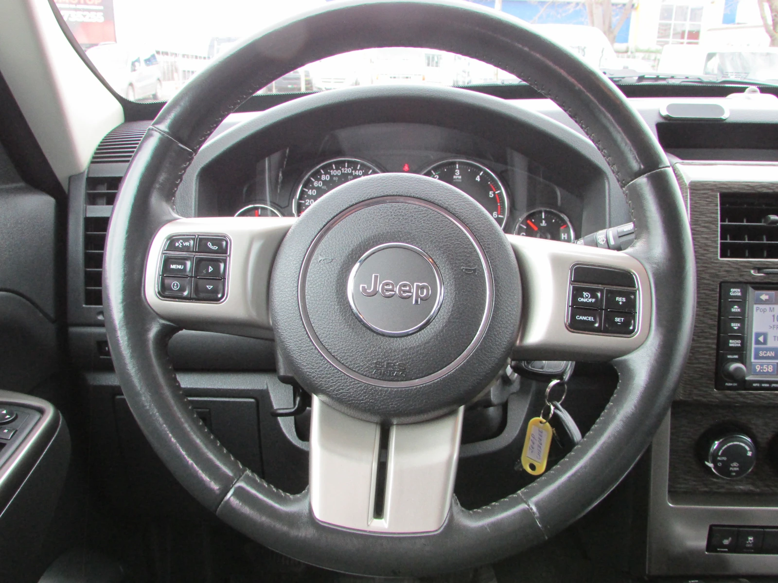Jeep Cherokee 2.8CRDI EURO5, снимка 11 - Автомобили и джипове - 54091566