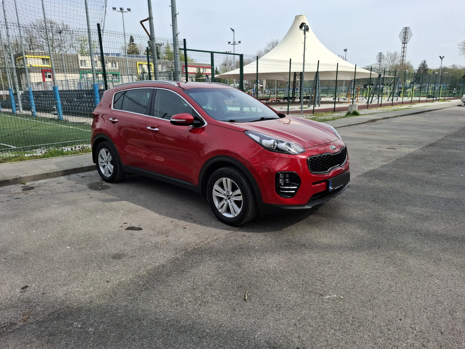 Kia Sportage 1.6  GDI, снимка 8 - Автомобили и джипове - 54189588
