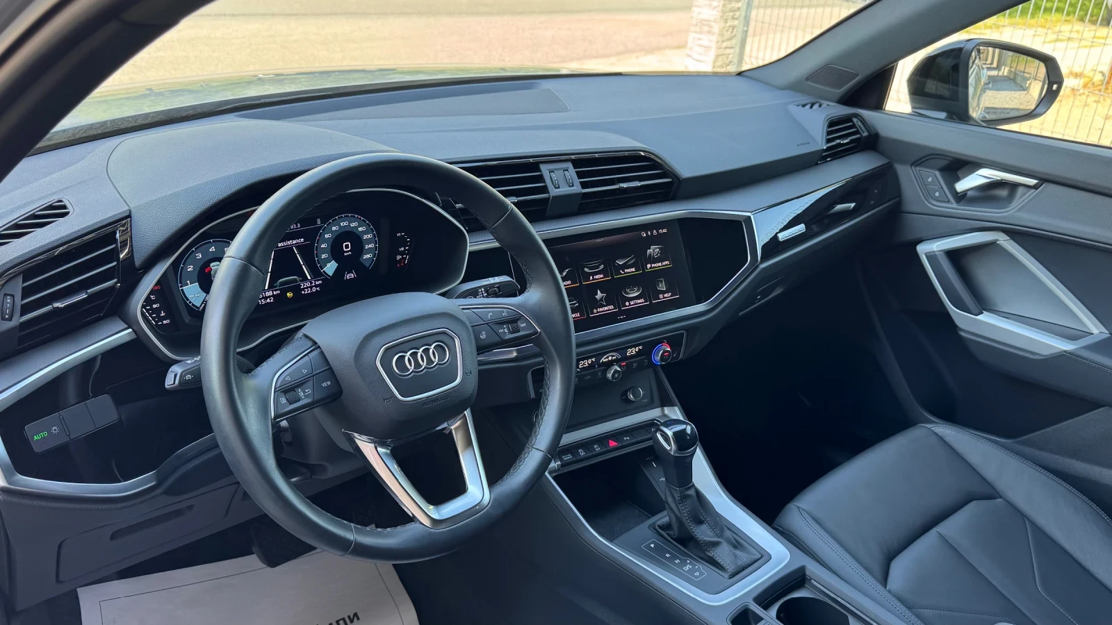Audi Q3 45TFSI quattro 16хил.км* ПЕРФЕКТЕН* , снимка 12 - Автомобили и джипове - 54442050