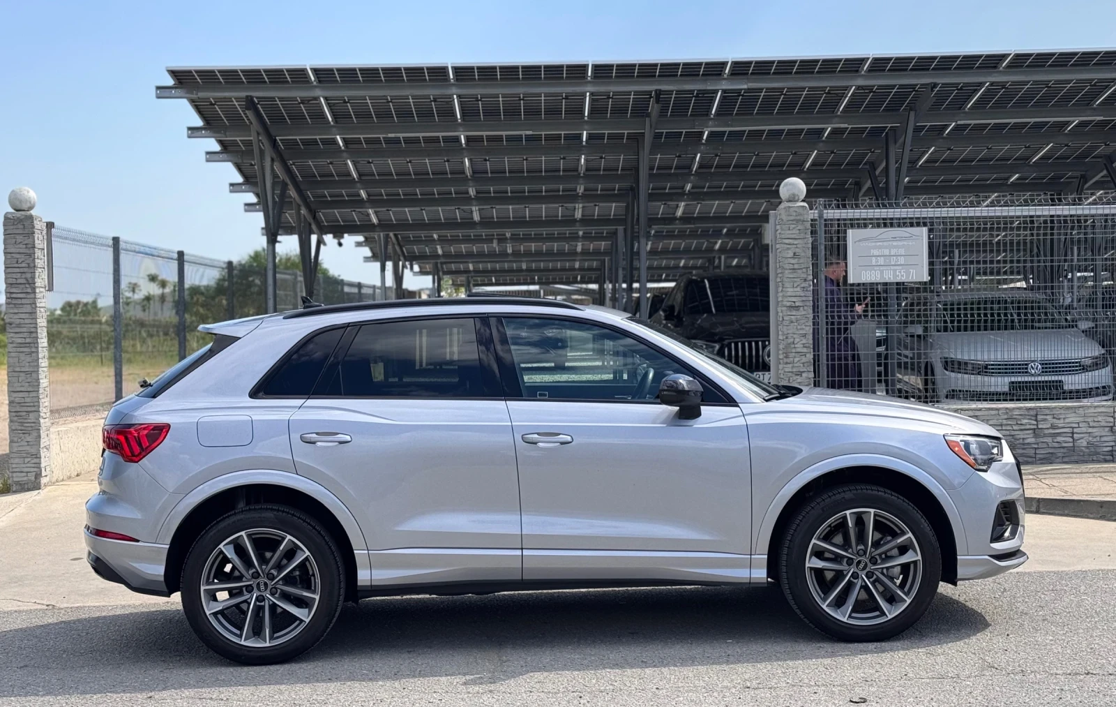 Audi Q3 45TFSI quattro 16хил.км* ПЕРФЕКТЕН* , снимка 6 - Автомобили и джипове - 54442050