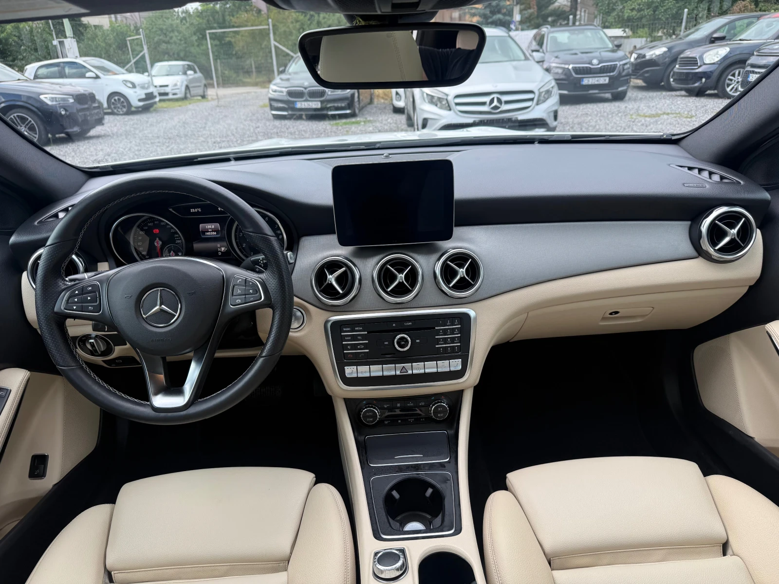Mercedes-Benz GLA 250 Facelift 2020 г. (211 кс) 4MATIC 7G-DCT 145 000км., снимка 9 - Автомобили и джипове - 55014491