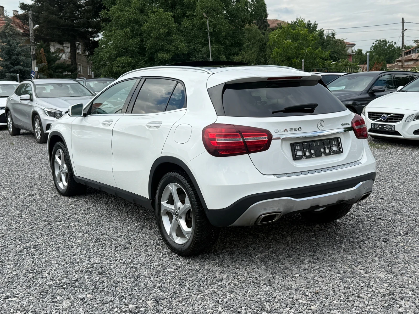 Mercedes-Benz GLA 250 Facelift 2020 г. (211 кс) 4MATIC 7G-DCT 145 000км., снимка 6 - Автомобили и джипове - 55014491