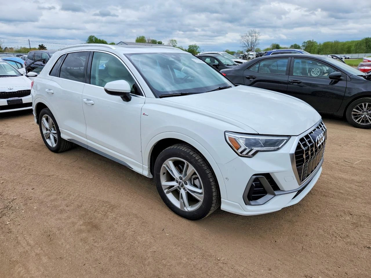 Audi Q3 PREMIUM PLUS S LINE 45, снимка 3 - Автомобили и джипове - 55254293