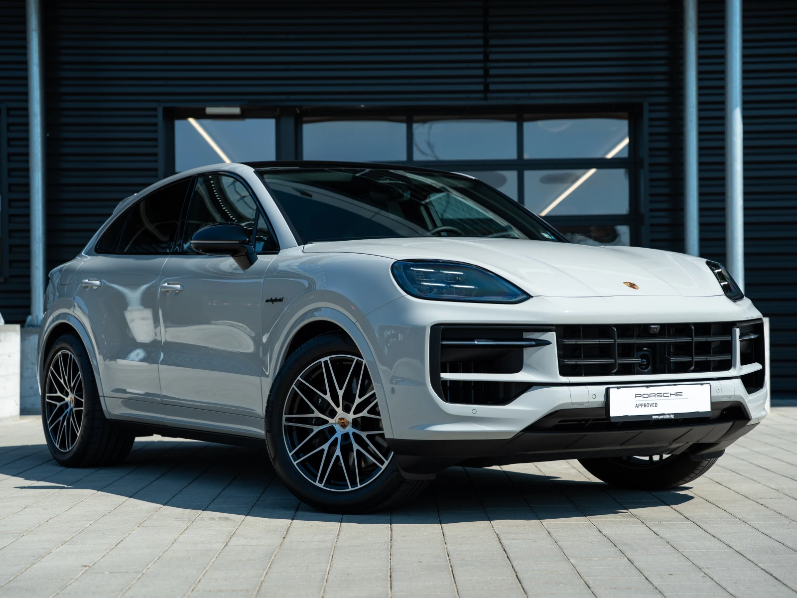 Porsche Cayenne E-Hybrid Coupé Black Edition, снимка 4 - Автомобили и джипове - 55539567