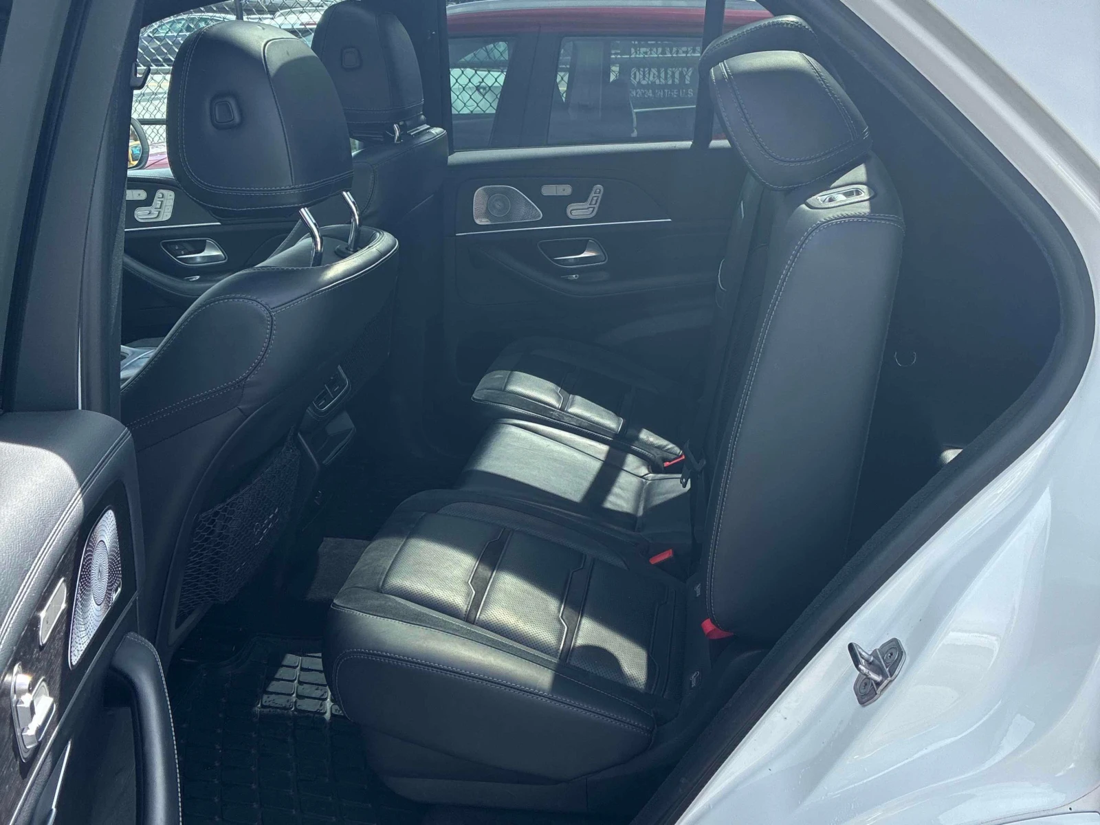 Mercedes-Benz GLE 53 4MATIC /DISTRONIC/360/BURMESTER/АВТОКРЕДИТ, снимка 11 - Автомобили и джипове - 55948013