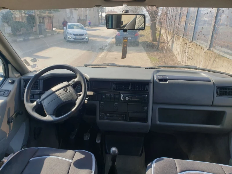 VW Transporter, снимка 16 - Бусове и автобуси - 49389311