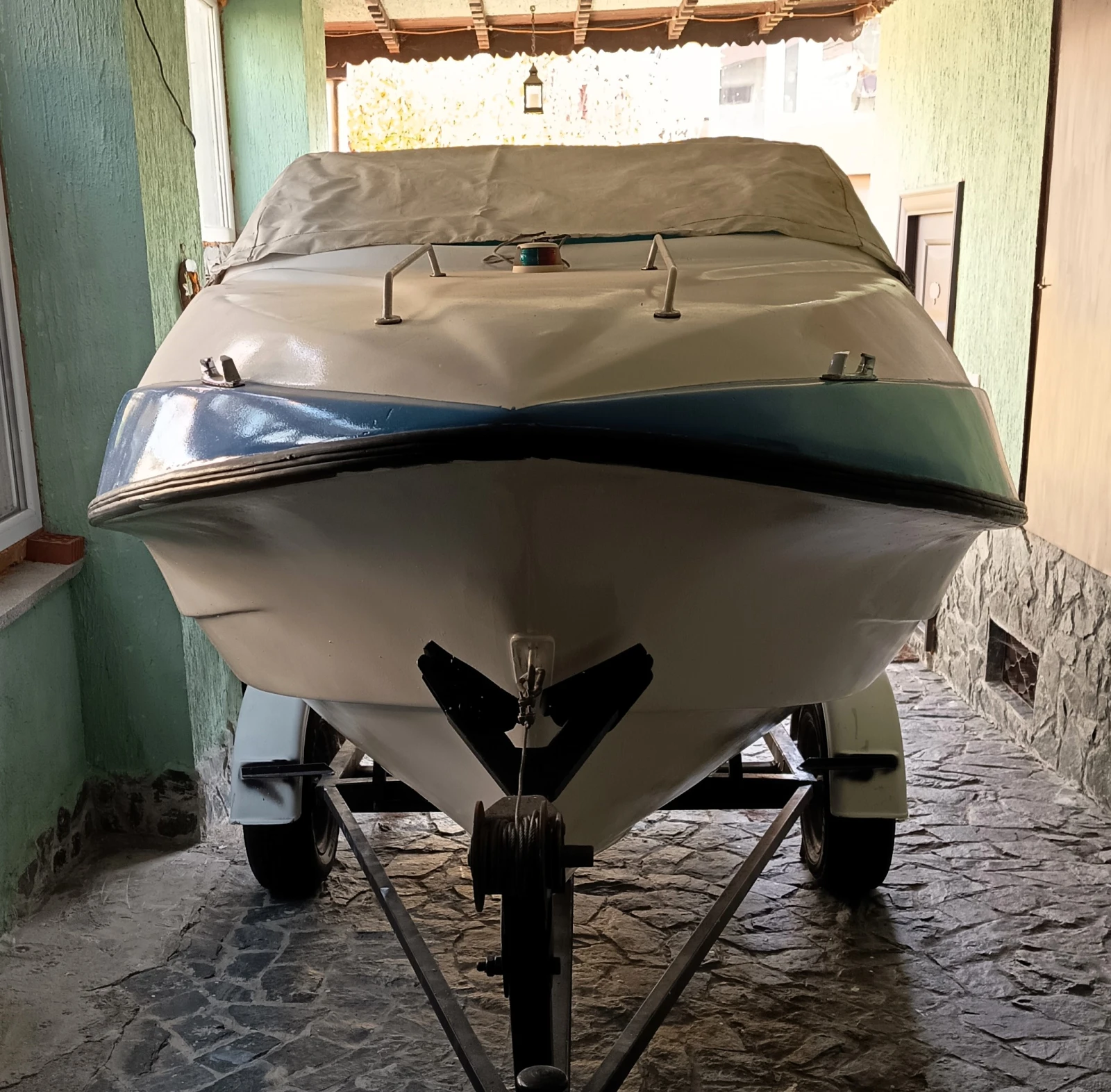 Лодка Собствено производство ELAN GLISER GT402 - изображение 2