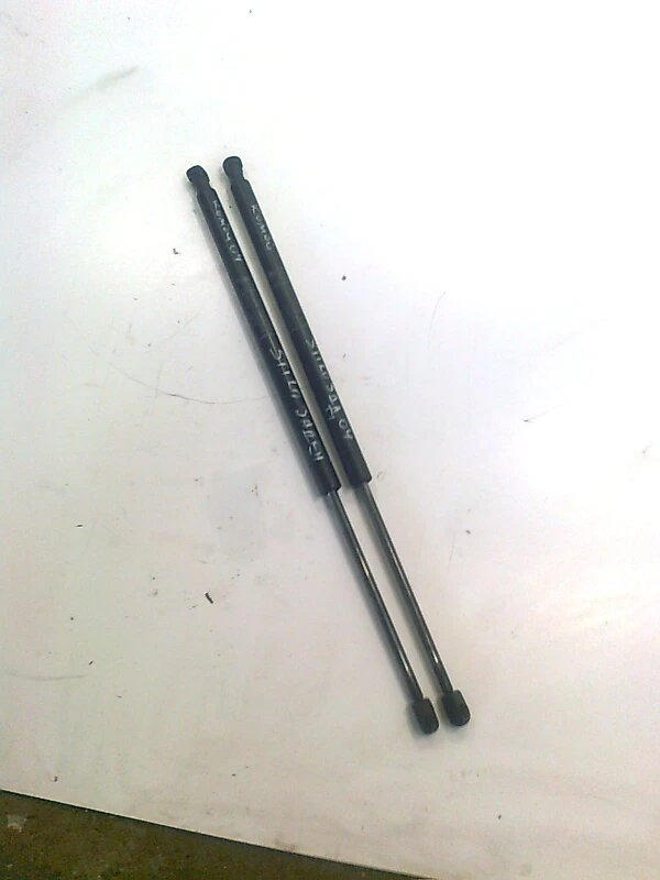 амортисьори заден капак за Фиат Стило 1.9 16v 