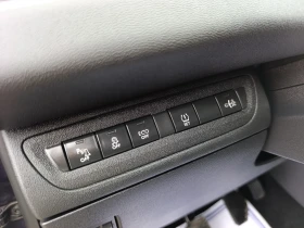 Peugeot 208 1.2i SST, снимка 13