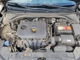 Hyundai Elantra 2.0 DOHC 16V, снимка 7