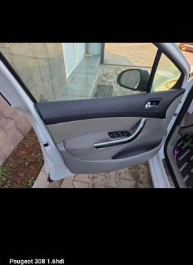 Peugeot 308, снимка 10