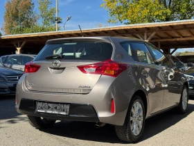 Toyota Auris 1.33i С ПЪЛНА СЕРВИЗНА ИСТОРИЯ В ТОЙОТА, снимка 5