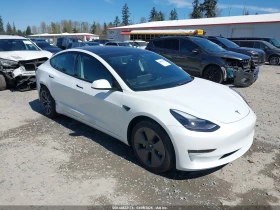 ������ Tesla Model 3