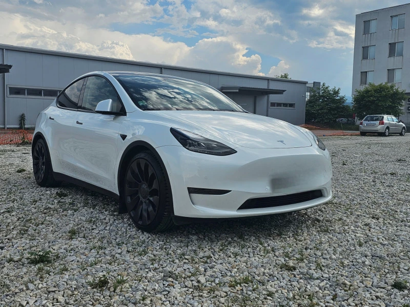 Tesla Model Y Performance, снимка 1 - Автомобили и джипове - 47370515