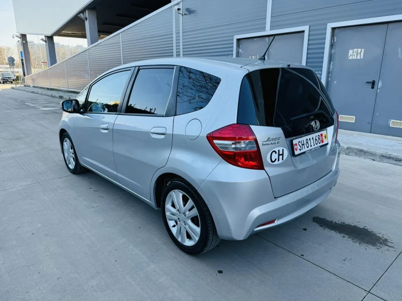 Honda Jazz 1.4i Swiss, снимка 6 - Автомобили и джипове - 48883338