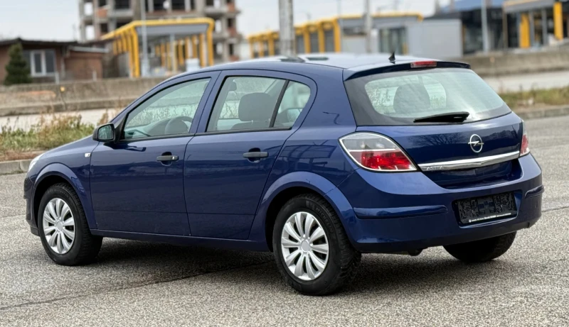 Opel Astra 1.4i 90к.с * Климатик* , снимка 4 - Автомобили и джипове - 49477138