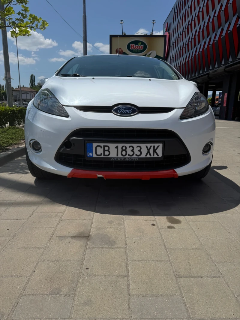Ford Fiesta 1.2 126000!!!, снимка 3 - Автомобили и джипове - 52438281