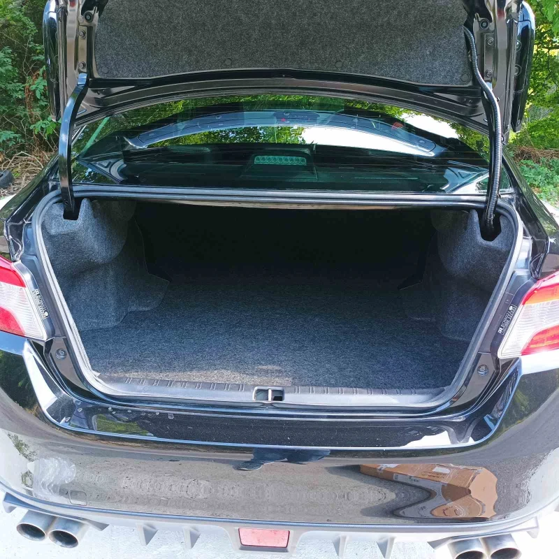 Subaru WRX Sti, снимка 13 - Автомобили и джипове - 52592845