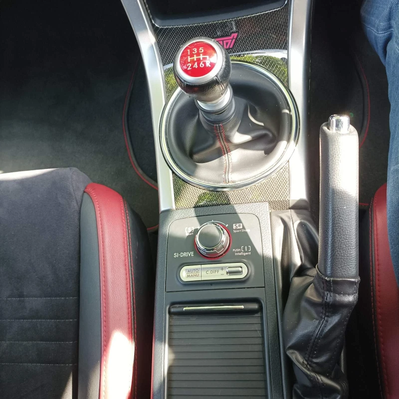 Subaru WRX Sti, снимка 11 - Автомобили и джипове - 52592845