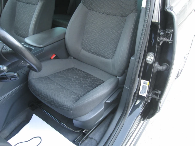 Peugeot 3008 Автомат 1, 6-HDI, NAVI , снимка 11 - Автомобили и джипове - 50942338