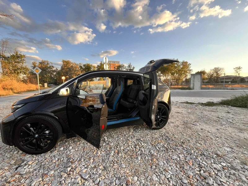 BMW i3, снимка 11 - Автомобили и джипове - 52126235