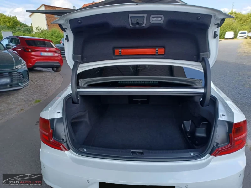 Volvo S90 R-DESIGN/392HP/MEMO/B&W/360/AHK/HUD/NAVI/323g, снимка 6 - Автомобили и джипове - 51723529