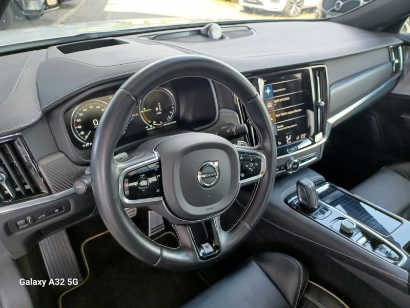 Volvo S90 R-DESIGN/392HP/MEMO/B&W/360/AHK/HUD/NAVI/323g, снимка 8 - Автомобили и джипове - 51723529