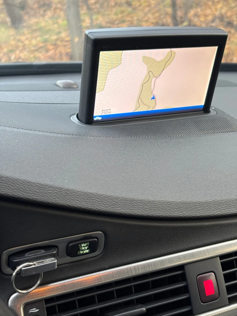 Volvo V70 2.0D 136к.с, снимка 10 - Автомобили и джипове - 52297469