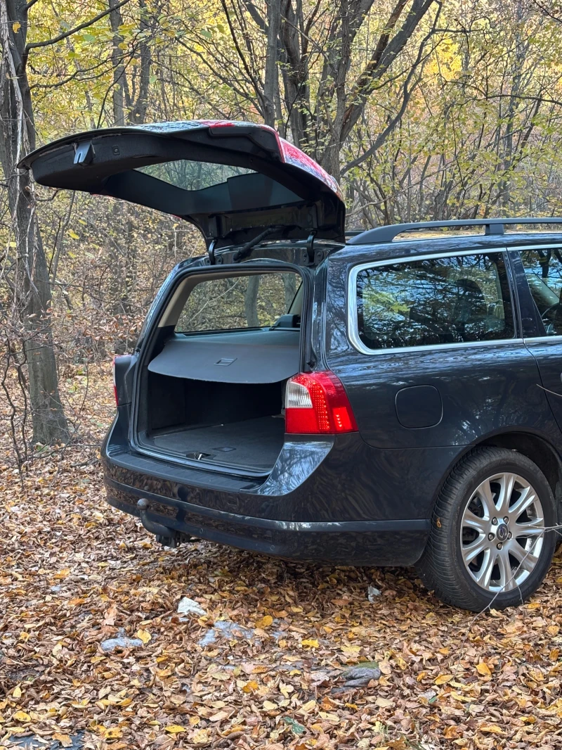Volvo V70 2.0D 136к.с, снимка 3 - Автомобили и джипове - 52297469