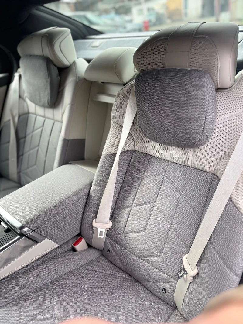 BMW 760 M , снимка 5 - Автомобили и джипове - 53115831