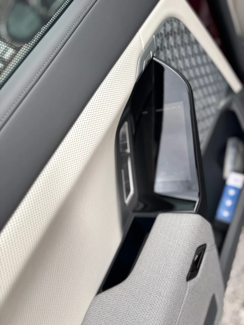 BMW 760 M , снимка 7 - Автомобили и джипове - 53115831