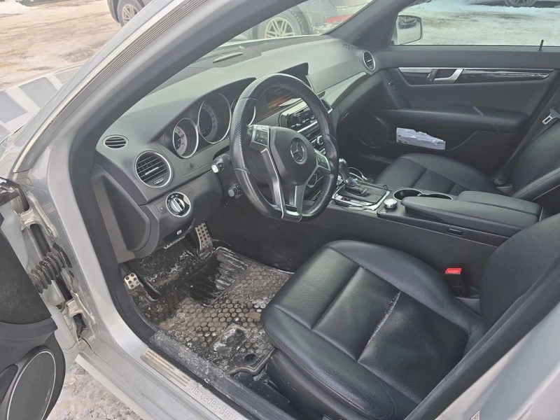 Mercedes-Benz C 300 2014 4MATIC * ПРЕДСТАВИТЕЛСТВО НА BMW * , снимка 7 - Автомобили и джипове - 53289731