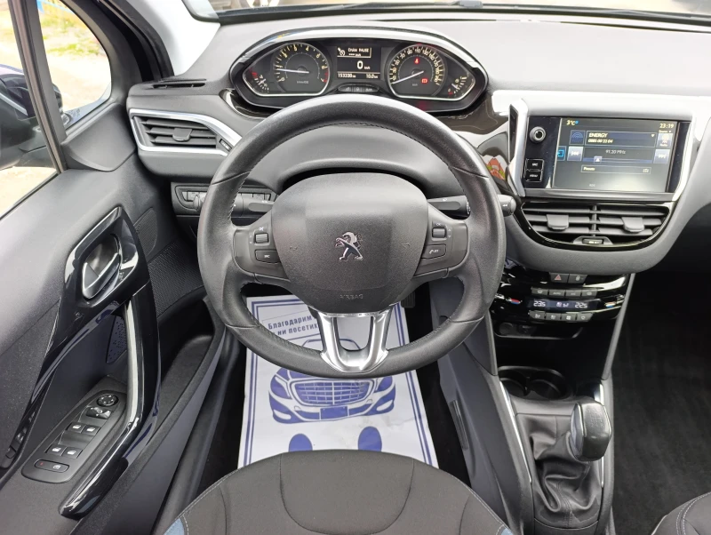 Peugeot 208 1.2i SST, снимка 12 - Автомобили и джипове - 53427393