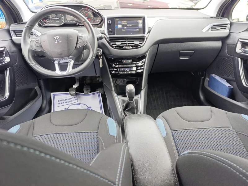 Peugeot 208 1.2i SST, снимка 10 - Автомобили и джипове - 53427393