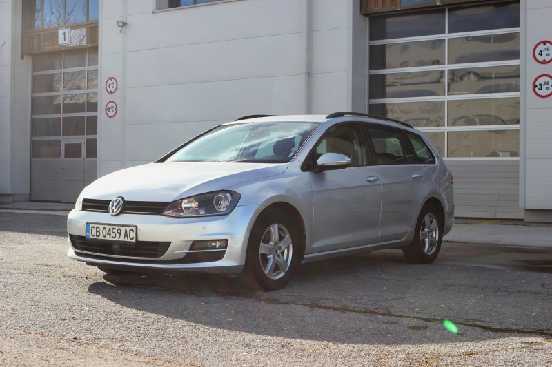 VW Golf 1.6TDi Variant, снимка 8 - Автомобили и джипове - 53457314