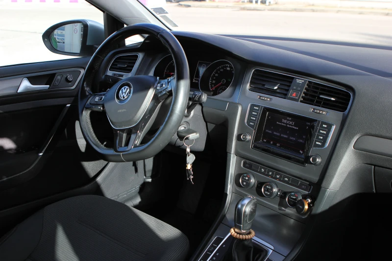 VW Golf 1.6TDi Variant, снимка 13 - Автомобили и джипове - 53457314
