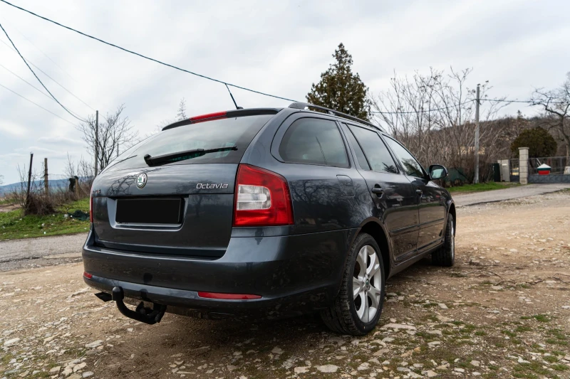 Skoda Octavia 1.6 TDI 4x4 105 к.с. FACELIFT, снимка 4 - Автомобили и джипове - 53480609