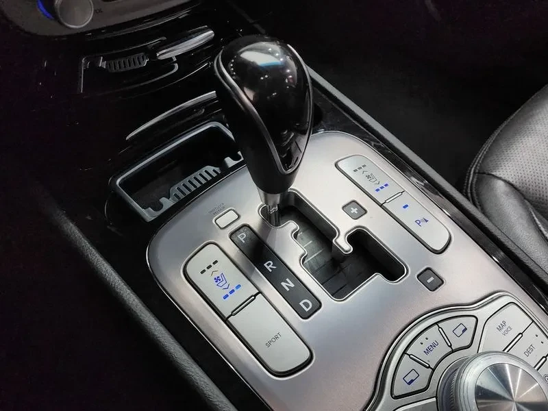 Hyundai Genesis 3.3, снимка 9 - Автомобили и джипове - 54618190