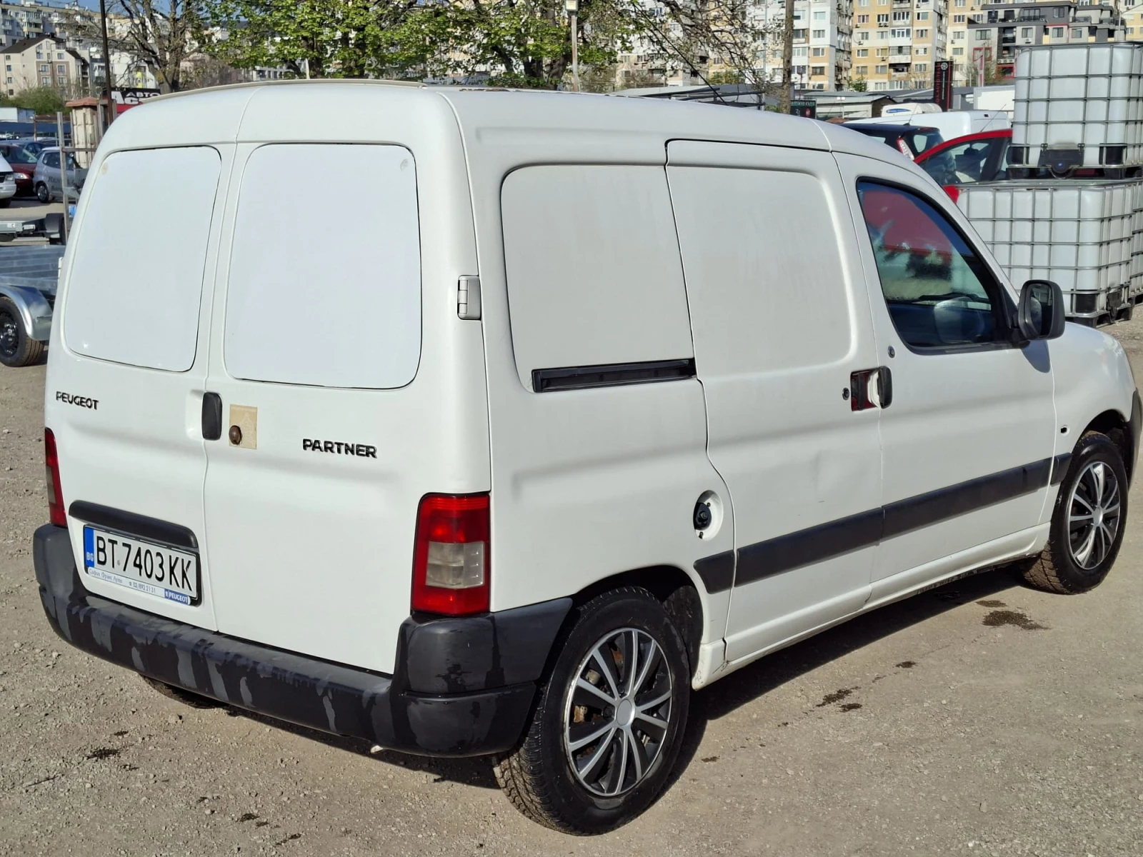 Peugeot Partner 1.6 HDi - 75, снимка 4 - Автомобили и джипове - 41018237