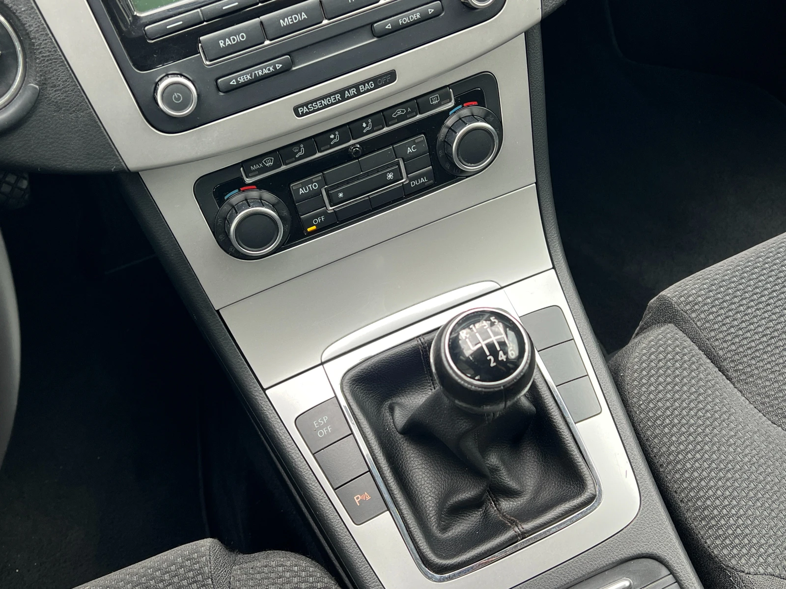 VW Passat 2.0TDi EURO 5A ПЕРФЕКТЕН - изображение 10