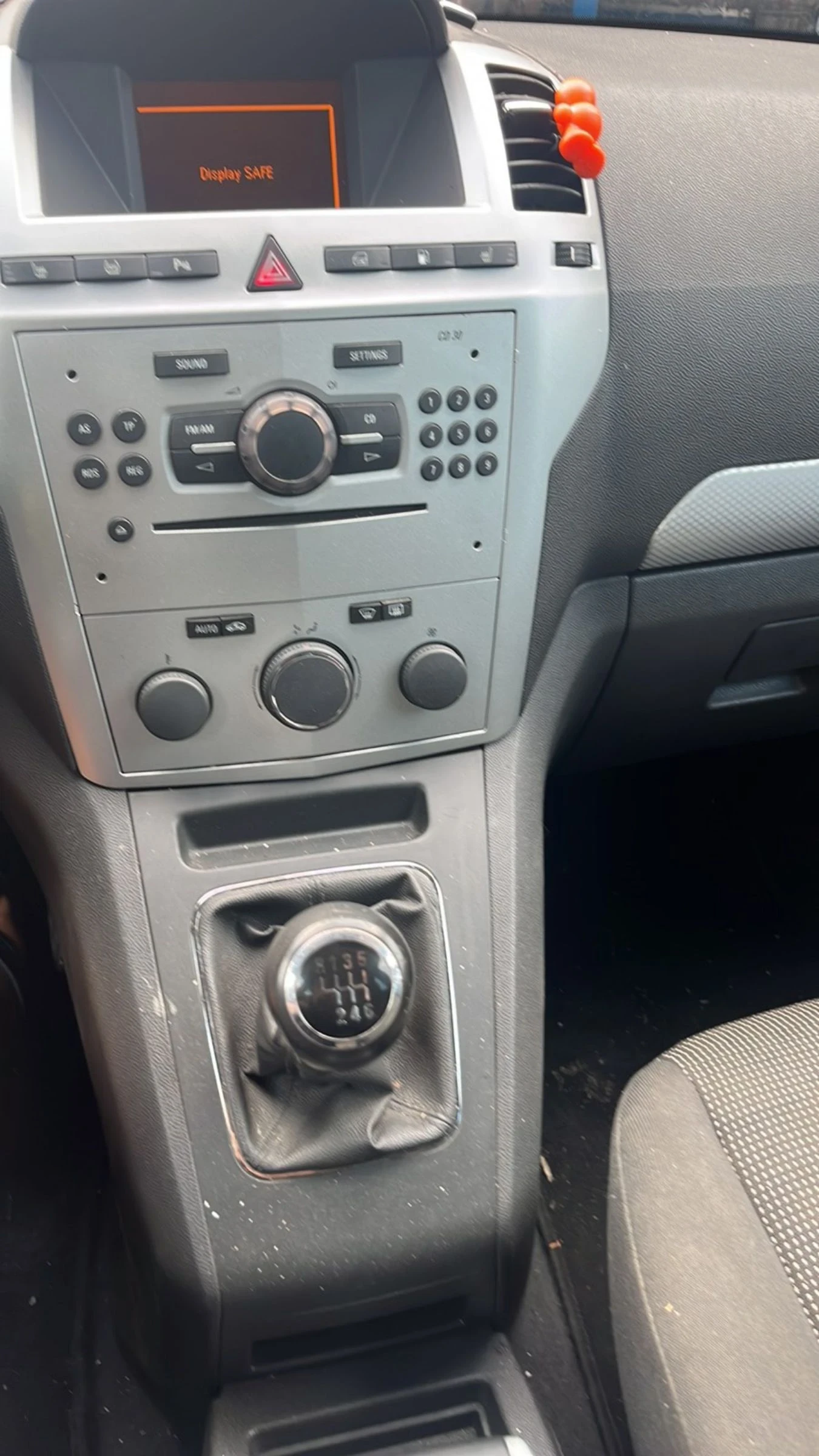 Opel Zafira  - изображение 8