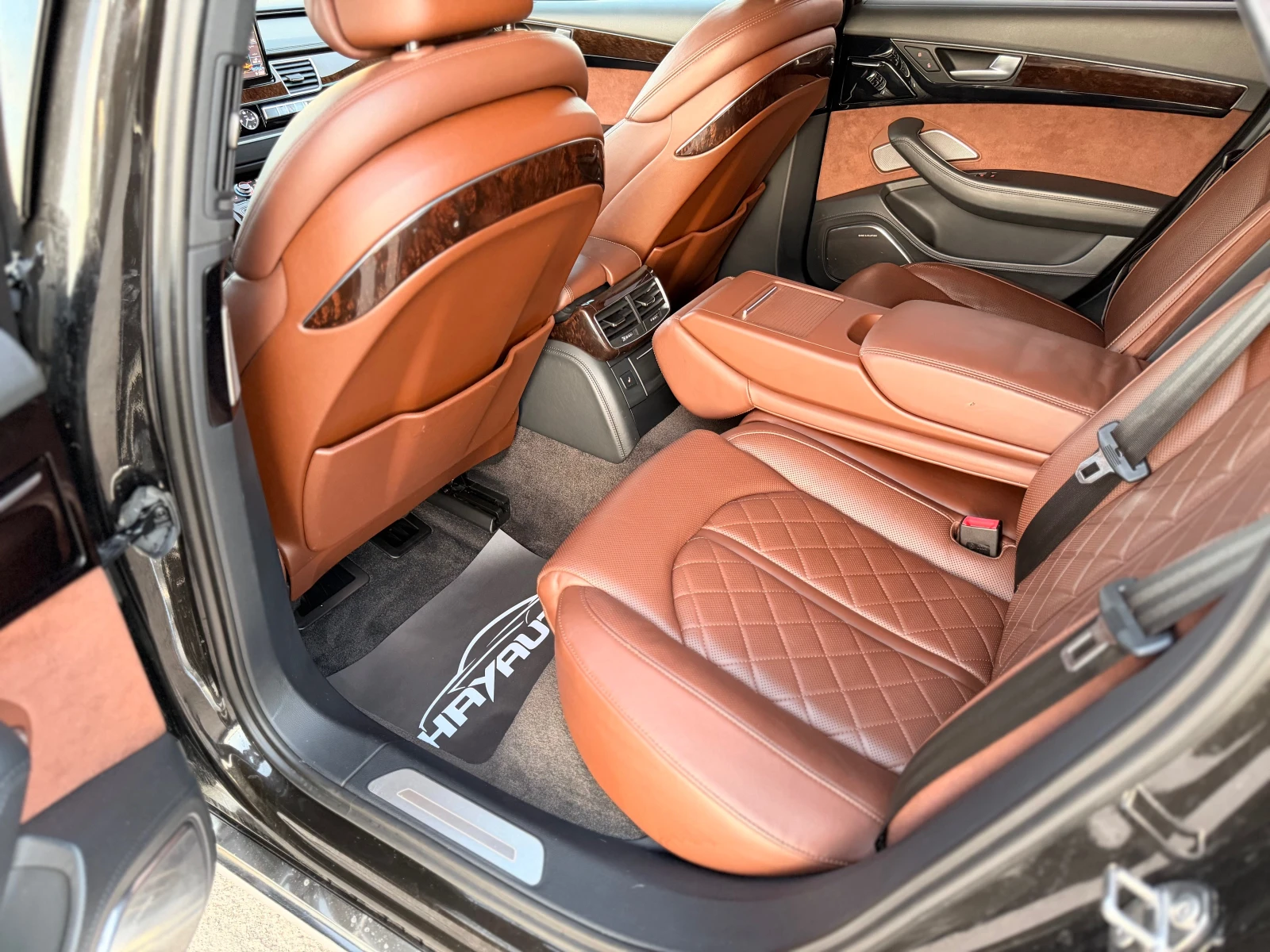 Audi A8 4.2TDI= QUATTRO= EXCLUSIVE= DISTRONIC= B&0= NIGHT  | Mobile.bg   12