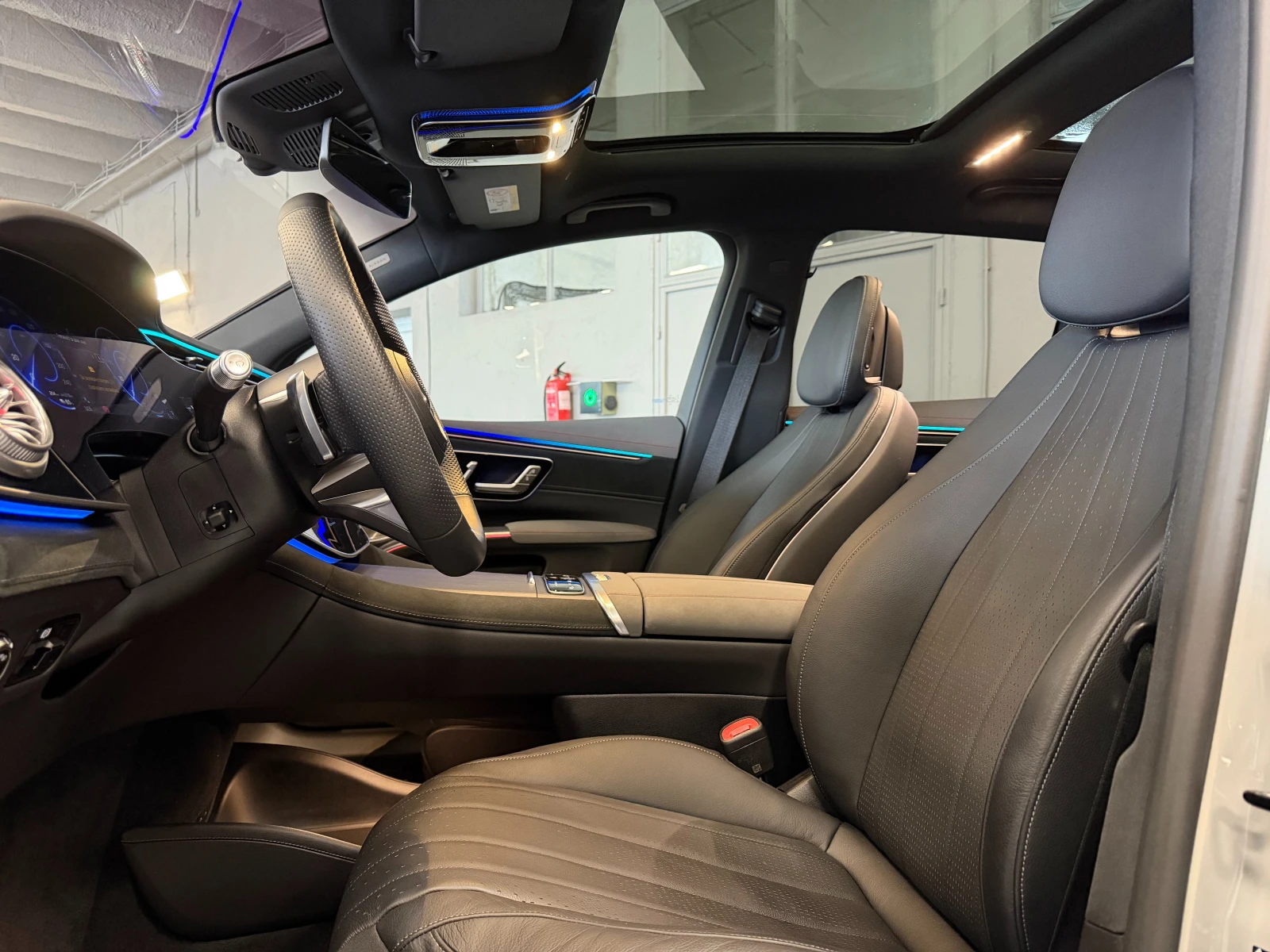 Mercedes-Benz EQS 450 4M AMG HYPERSCREEN HEAD UP BURM PANO 360 CAM - изображение 4