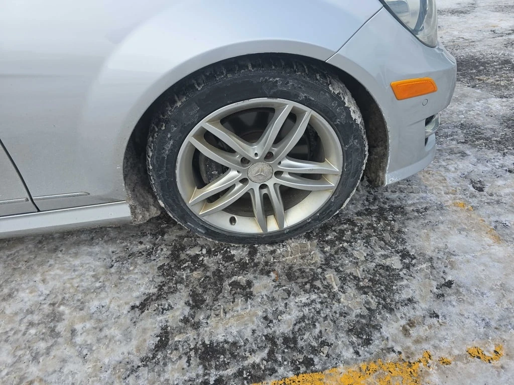 Mercedes-Benz C 300 2014 4MATIC * ПРЕДСТАВИТЕЛСТВО НА BMW *  - изображение 6